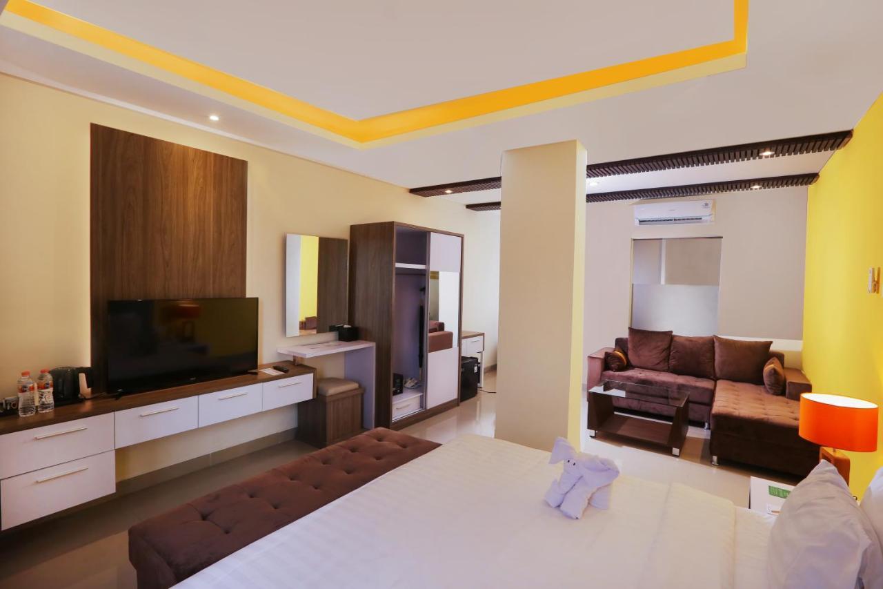 Canggu Dream Village Hotel And Suites Экстерьер фото
