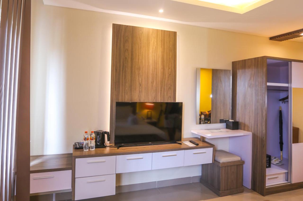Canggu Dream Village Hotel And Suites Экстерьер фото