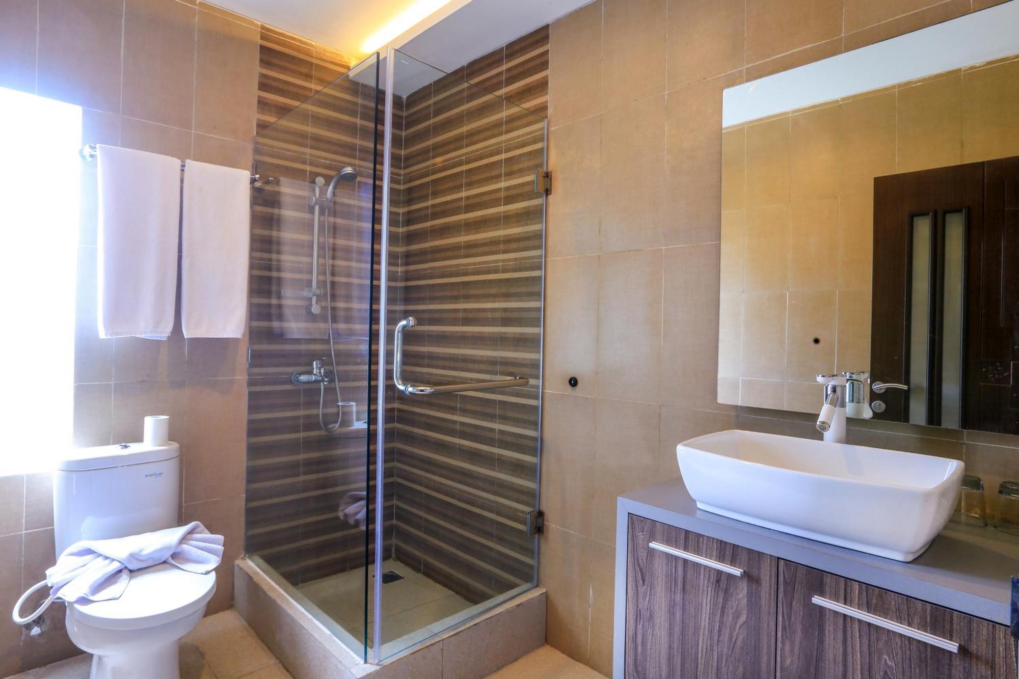Canggu Dream Village Hotel And Suites Экстерьер фото