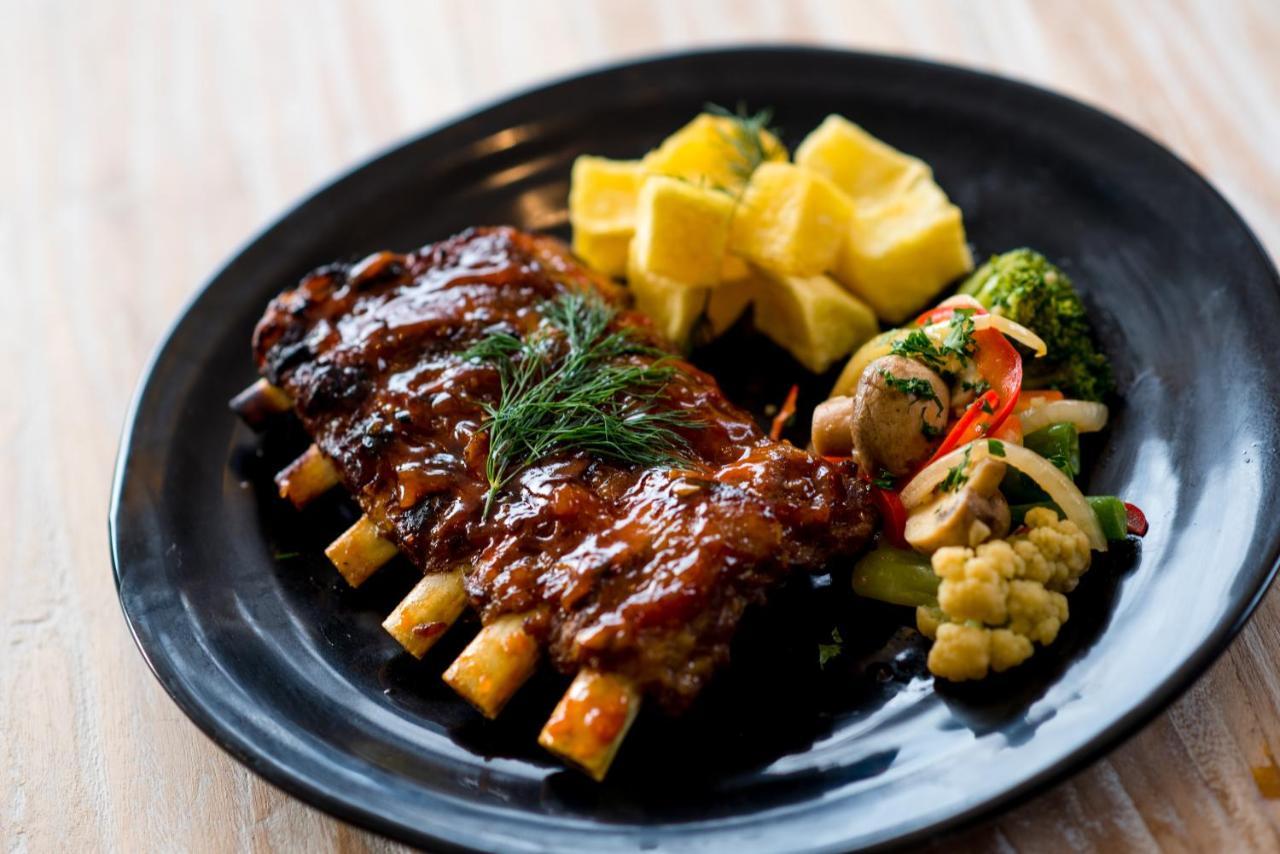 Canggu Dream Village Hotel And Suites Экстерьер фото