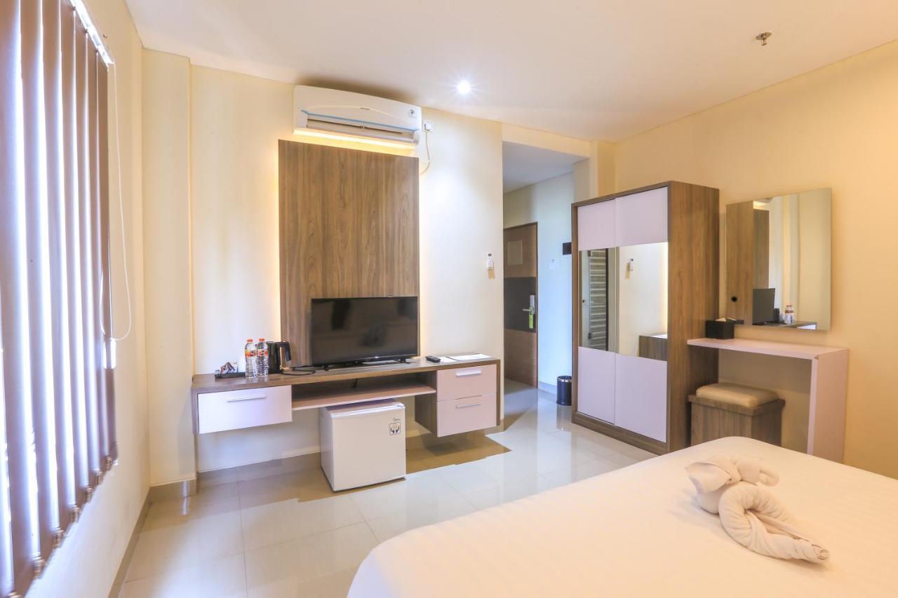 Canggu Dream Village Hotel And Suites Экстерьер фото