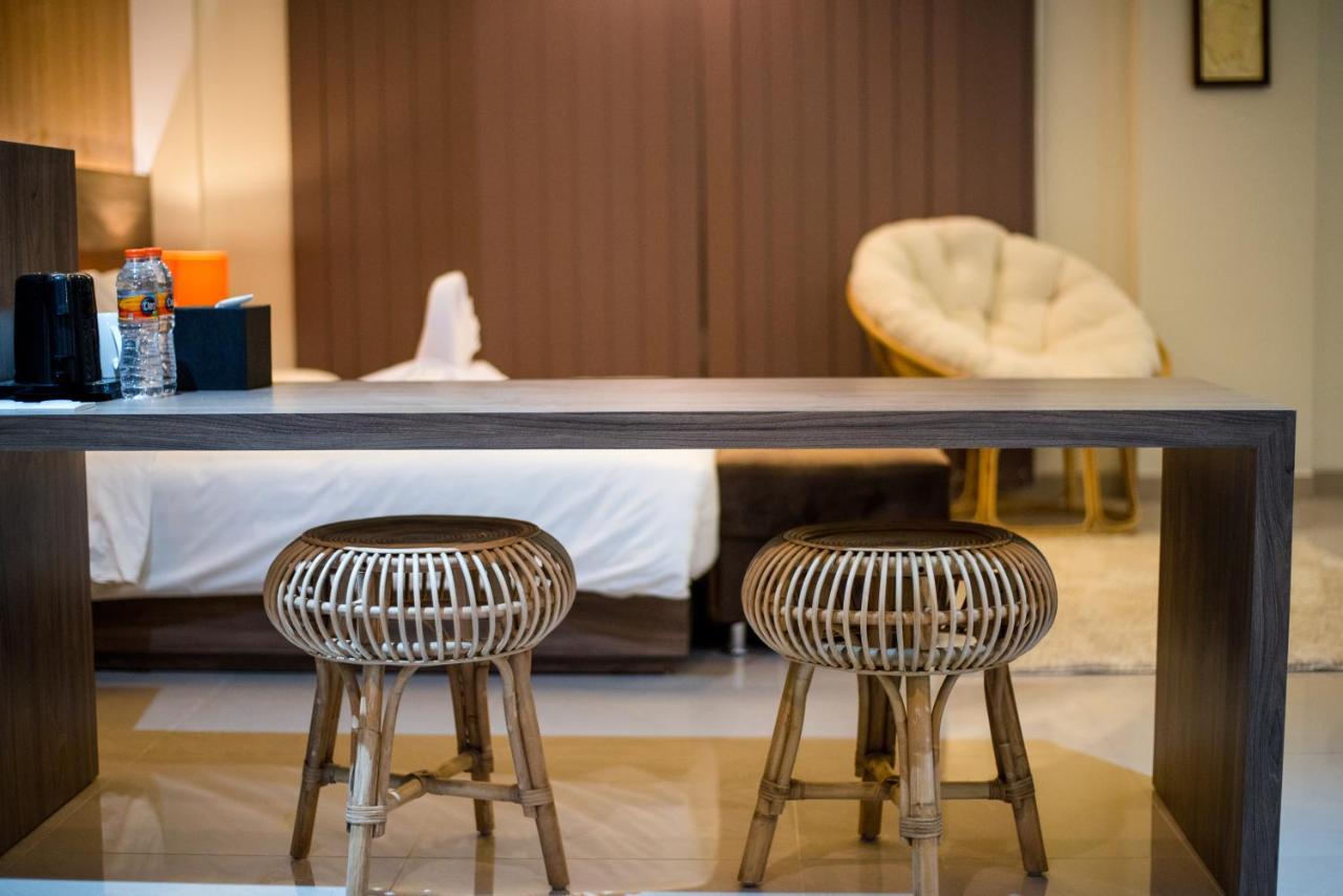 Canggu Dream Village Hotel And Suites Экстерьер фото
